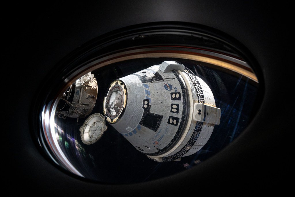 Starliner undocking